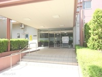 エントランス: