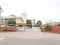 周辺環境:ふじみ野市立亀久保小学校