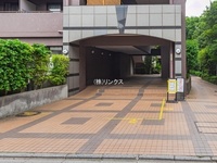 エントランス: