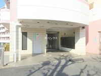 エントランス: