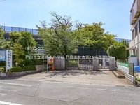 周辺環境:戸田市立美谷本小学校
