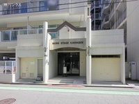 エントランス: