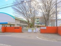 周辺環境:蕨市立中央小学校