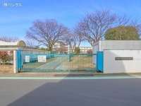 周辺環境:戸田市立笹目小学校