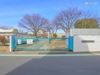 周辺環境:戸田市立笹目小学校
