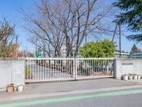 周辺環境:新座市立第三中学校