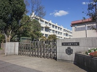 周辺環境:川越市立初雁中学校