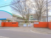 周辺環境:蕨市立中央小学校