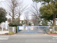 周辺環境:蕨市立東中学校