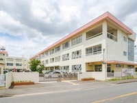 周辺環境:富士見市立鶴瀬小学校