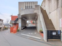 エントランス: