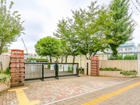 周辺環境:戸田市立戸田第一小学校