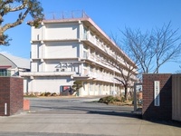 周辺環境:ふじみ野市立花の木中学校