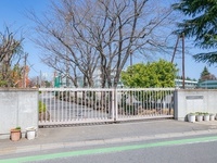 周辺環境:新座市立第三中学校