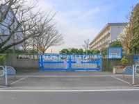 周辺環境:戸田市立笹目東小学校