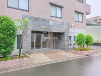 エントランス: