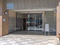 エントランス:
