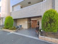エントランス: