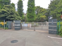 周辺環境:蕨市立第一中学校