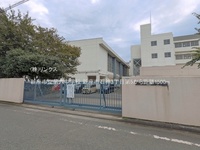 周辺環境:新座市立第六中学校