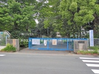周辺環境:蕨市立東中学校