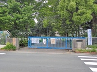 周辺環境:蕨市立東中学校