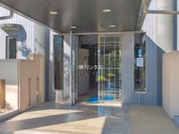 エントランス: