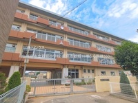 周辺環境:新座市立新堀小学校